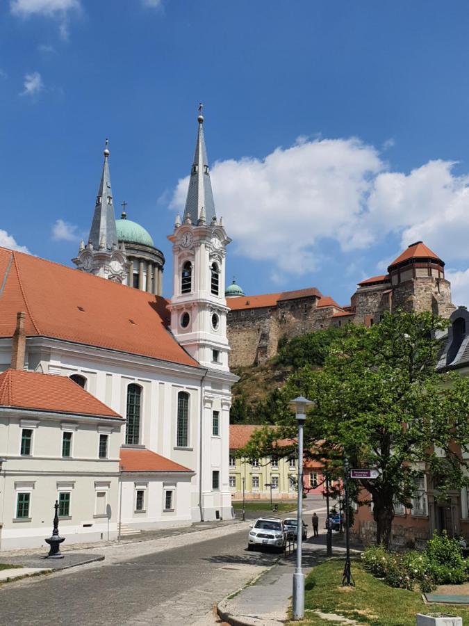Gardenia Apartman Esztergom Exterior foto